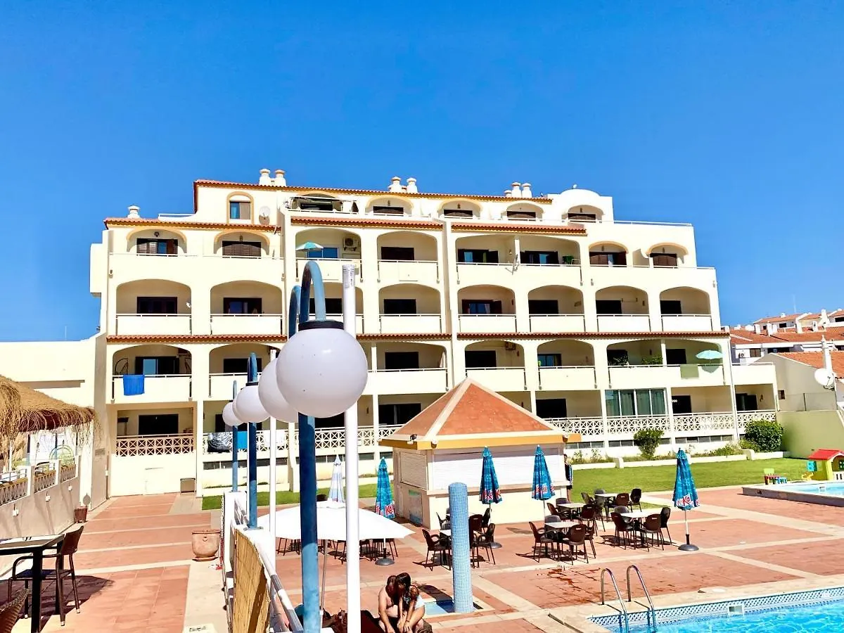 Apartment Les 3 Dauphins In Albufeira