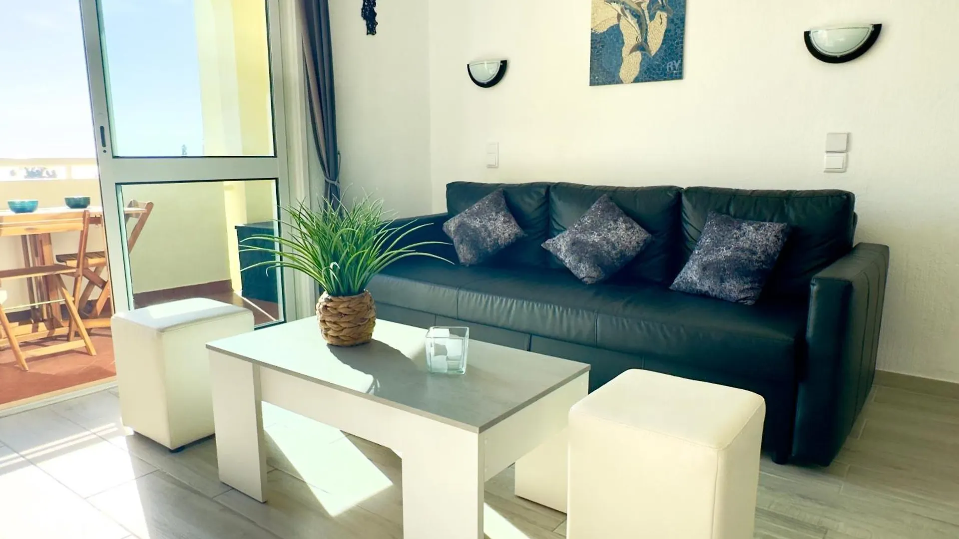 Apartment Les 3 Dauphins In Albufeira