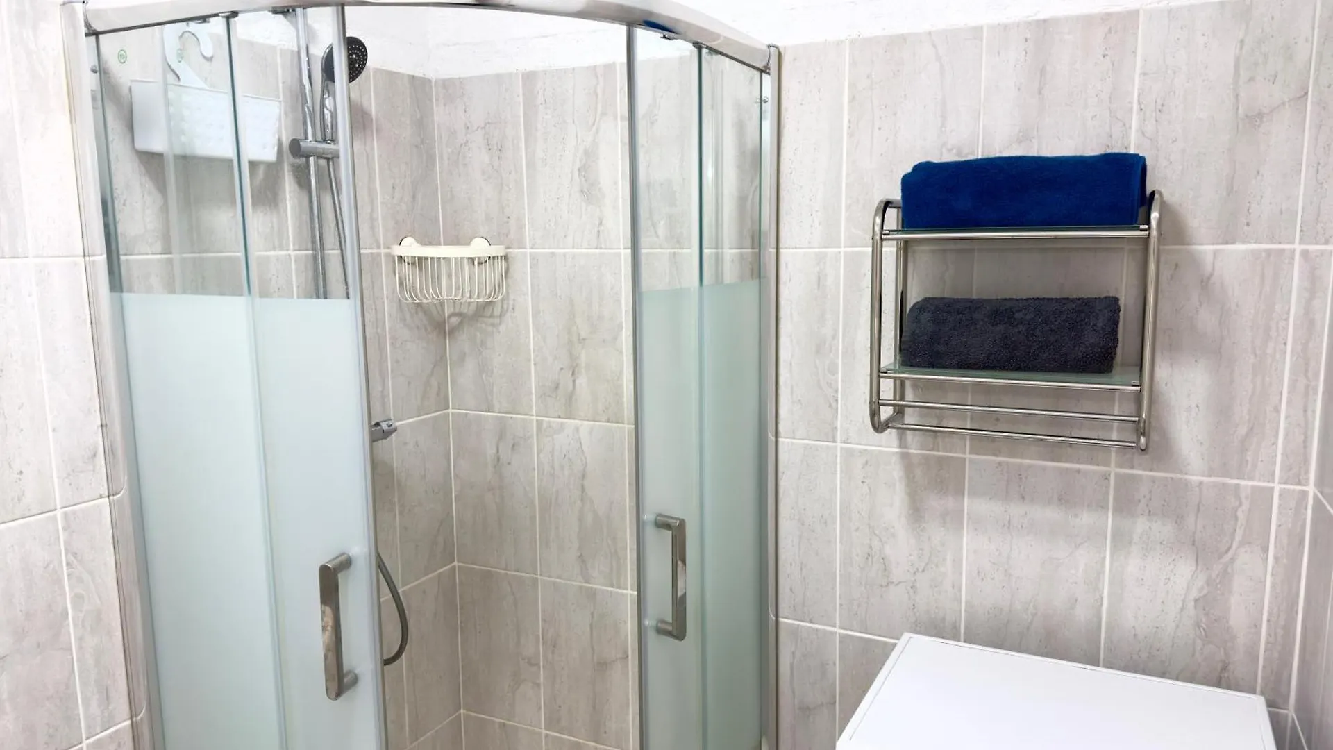 Apartment Les 3 Dauphins In Albufeira